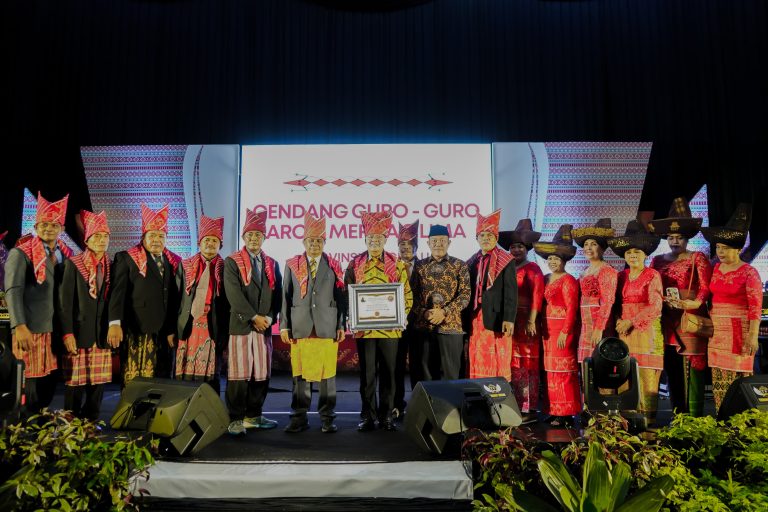 Pentas Seni Perkolong-Kolong: Panggung untuk Pelestarian Budaya Marga Sembiring di Bengkulu